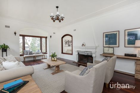 Property photo of 100-100A Simpsons Road Bardon QLD 4065