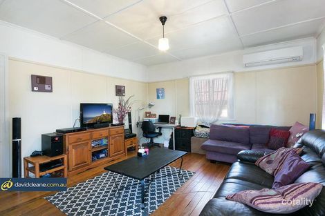 Property photo of 27 Dawson Parade Keperra QLD 4054