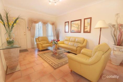 Property photo of 5 Lycett Avenue West Hoxton NSW 2171