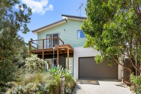 25 Eton Rd, Torquay, VIC 3228