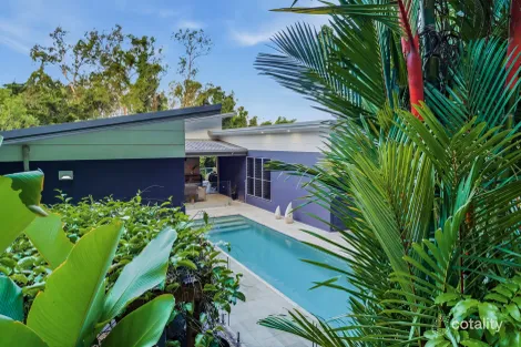 Property photo of 25 Flagship Drive Trinity Beach QLD 4879