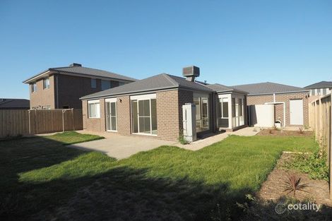 Property photo of 120 Bondi Parade Point Cook VIC 3030