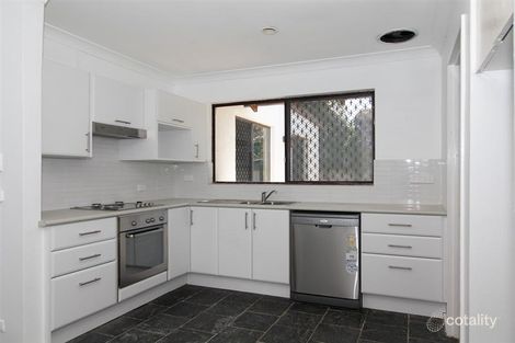 6 Berry Ct, Maddington, WA 6109