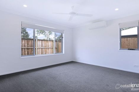 Property photo of 64 Chambers Ridge Boulevard Park Ridge QLD 4125
