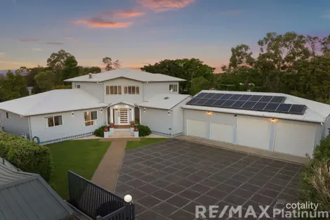 Property photo of 3 Barrine Place Narangba QLD 4504