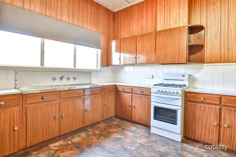 Property photo of 27 Heytesbury Avenue Red Cliffs VIC 3496
