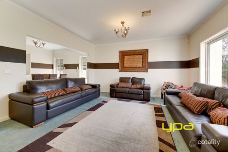 Property photo of 70 Dunfermline Avenue Greenvale VIC 3059
