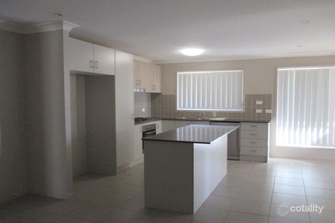 Property photo of 31 Carnegie Place Westdale NSW 2340