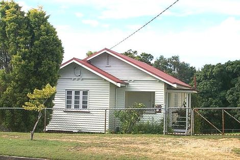 105 Scott St, Stafford Heights, QLD 4053