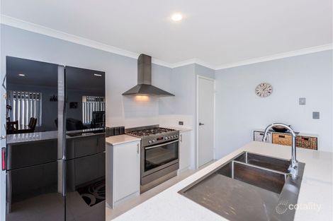 Property photo of 8 Harvey Crescent South Yunderup WA 6208