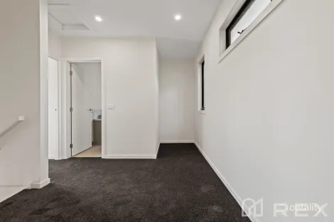 Property photo of 7 Shan Place Hampton Park VIC 3976