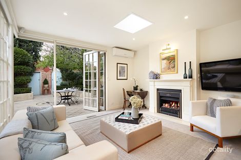 Property photo of 32 St Georges Road Toorak VIC 3142