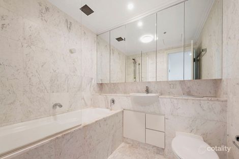 Property photo of 17B/70 Alfred Street South Milsons Point NSW 2061