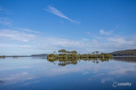 Property photo of 50 Lakeside Drive Swansea NSW 2281
