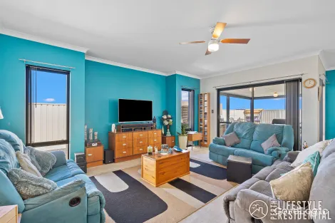 Property photo of 5 Broadhurst Way Two Rocks WA 6037