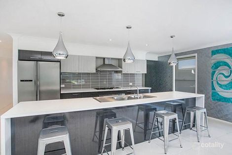 Property photo of 2 Mornington Court Shell Cove NSW 2529