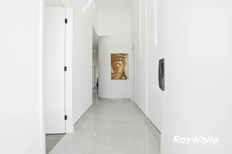 Property photo of 37 Harness Drive Menangle Park NSW 2563