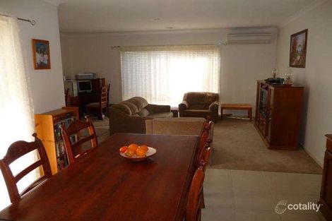 Property photo of 36 Claudia Crescent Drouin VIC 3818