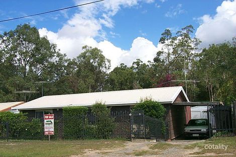 Property photo of 21 Dion Drive Eagleby QLD 4207