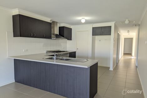 Property photo of 26 Middle Park Drive Point Cook VIC 3030