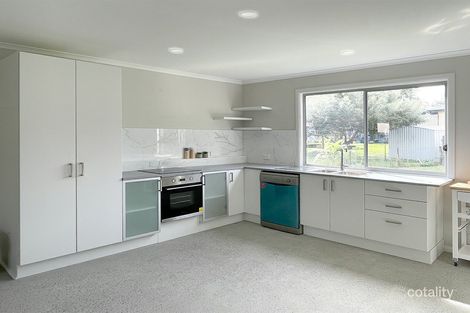 Property photo of 10 Alexander Street Macleay Island QLD 4184