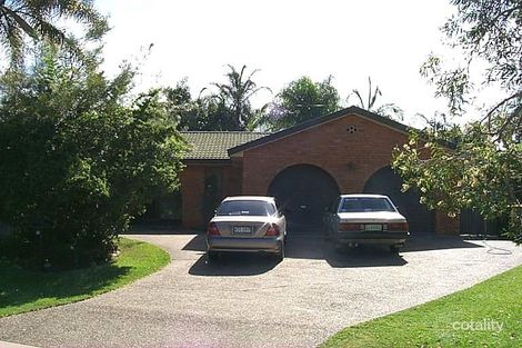 13 Haslewood Ct, Mermaid Waters, QLD 4218