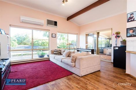 Property photo of 4 Ozark Gardens Joondalup WA 6027