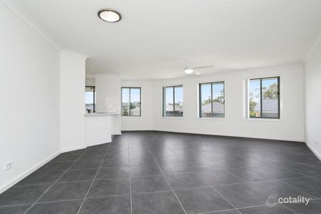 Property photo of 16 Assisi Circuit Mount Hutton NSW 2290