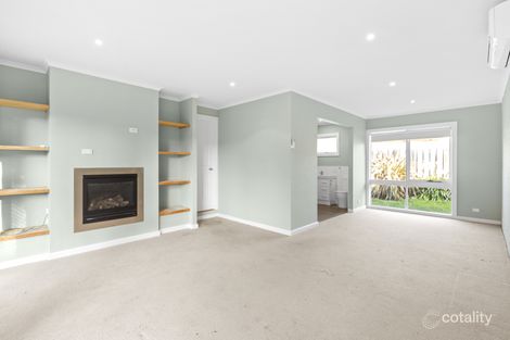 Property photo of 4 Bruce Drive Somerville VIC 3912
