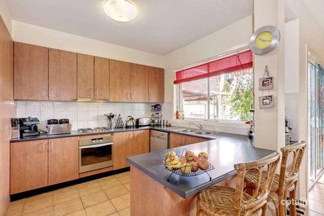 Property photo of 10 Ambridge Grove Sydenham VIC 3037