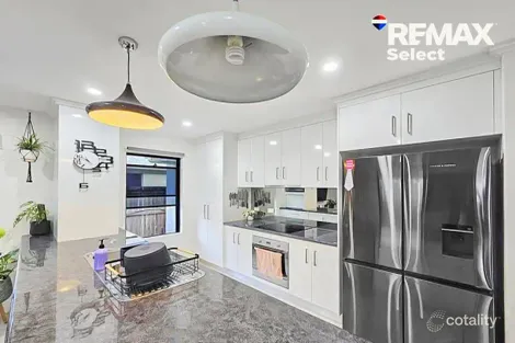 Property photo of 39 Superior Boulevard Andergrove QLD 4740