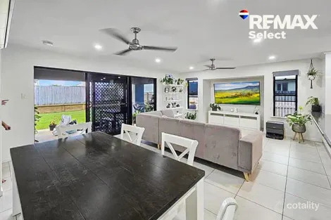 Property photo of 39 Superior Boulevard Andergrove QLD 4740