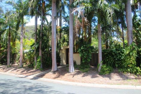 2 Jeenon St, Mount Coolum, QLD 4573