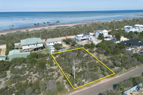Property photo of 12 Shearwater Way Thompson Beach SA 5501