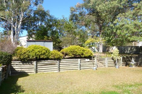 Property photo of 33 Earswick Crescent Buttaba NSW 2283