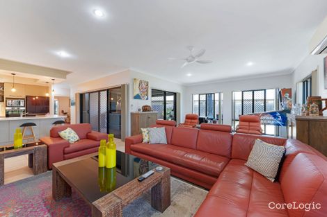 Property photo of 11 Leon Place Coral Cove QLD 4670