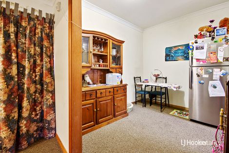 Property photo of 4 Hogarth Road Elizabeth South SA 5112