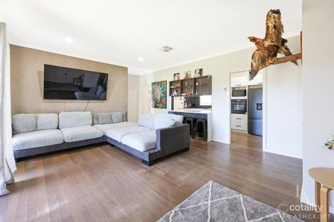 Property photo of 31 Wilburtree Street Hillvue NSW 2340