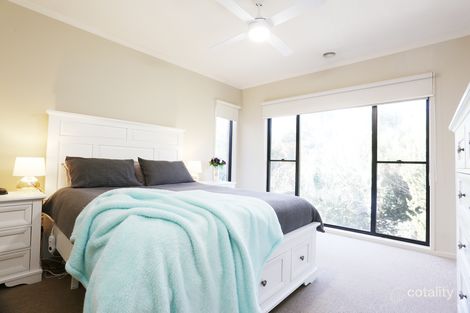 Property photo of 6 Wynfield Drive Highton VIC 3216