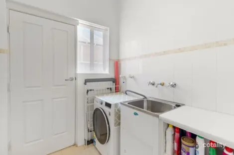 Property photo of 8 Fraser Lane Mawson Lakes SA 5095