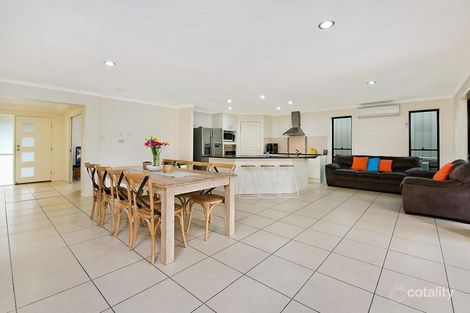 Property photo of 4 Hillview Crescent Little Mountain QLD 4551