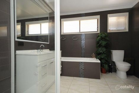 Property photo of 10 Palm Court Rangeville QLD 4350