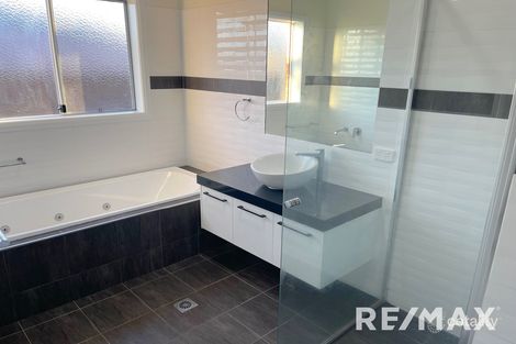 Property photo of 105 Brooklyn Drive Bourkelands NSW 2650