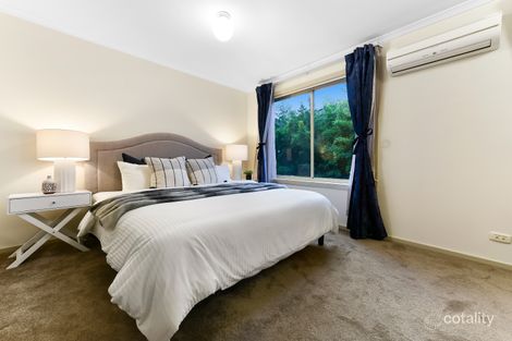 Property photo of 44 Kierens Way Chadstone VIC 3148