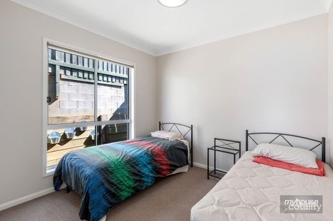 Property photo of 3/13 Sambar Court Kearneys Spring QLD 4350