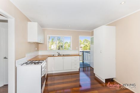 1/50 Roberts St, Hermit Park, QLD 4812