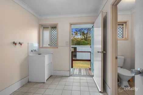 Property photo of 97 Pioneer Road Walloon QLD 4306