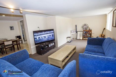 Property photo of 10 Chadwick Parade Brookdale WA 6112