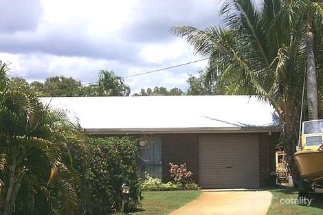 9 Mark Cl, Holloways Beach, QLD 4878