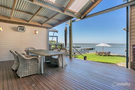 Property photo of 59 Mundoo Channel Drive Hindmarsh Island SA 5214